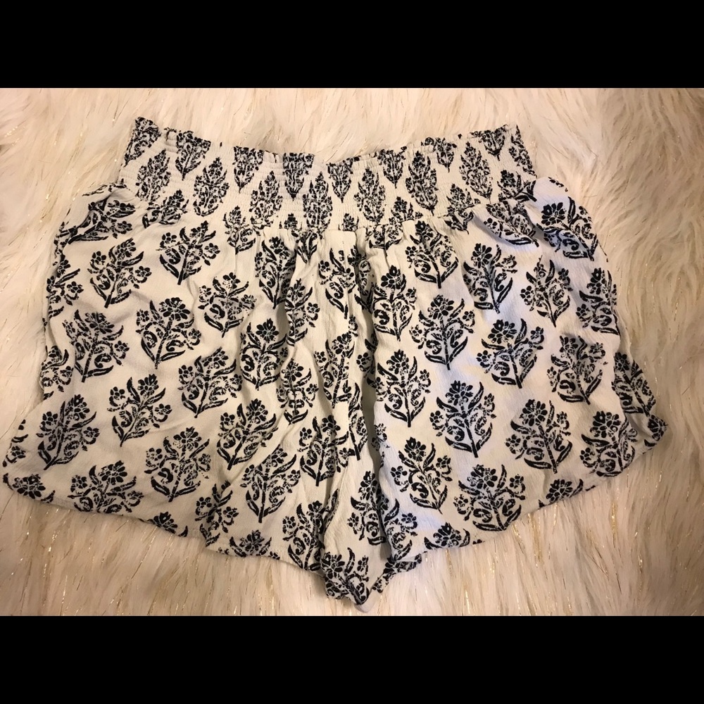 Stretchy soft shorts